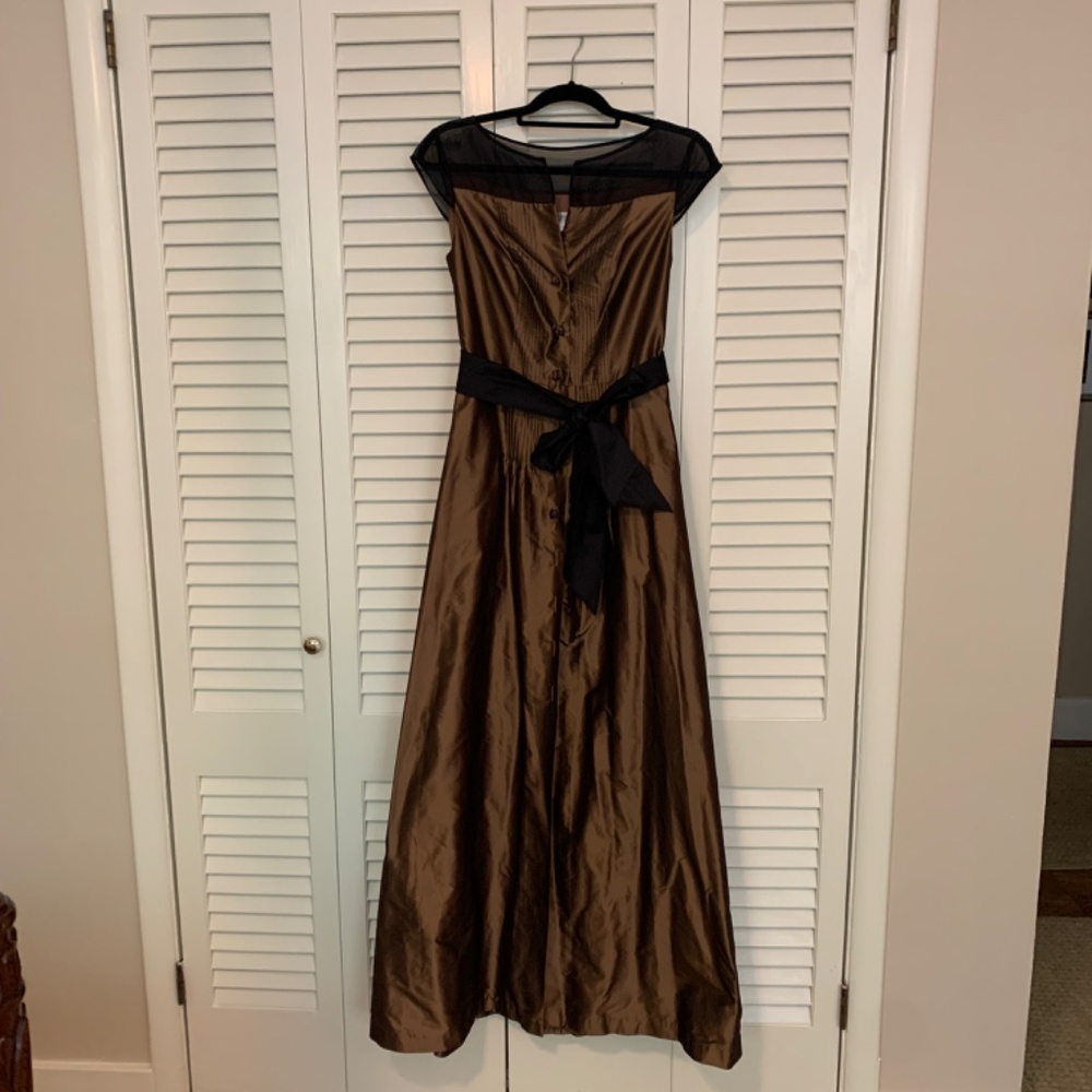Kay Unger full length dress, Bronze and black, Size 6